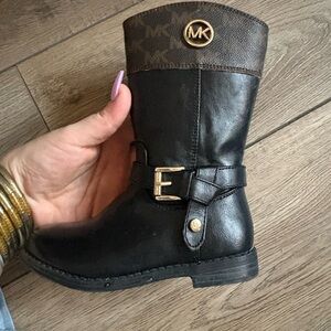 Michael Kors Girls Boots Black Brown MK Logo Buckle Riding Boots Size 8